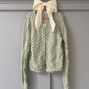 Girls H&M Muted Mint Pintuck Textured Sweater w/ Wood Buttons size 8-10